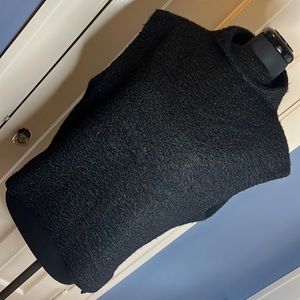 Zara sleeveless plush shirt